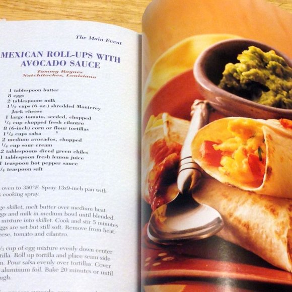 Cooking Club of America Main Dish Cookbook 2010 Recipes - Picture 4 of 10